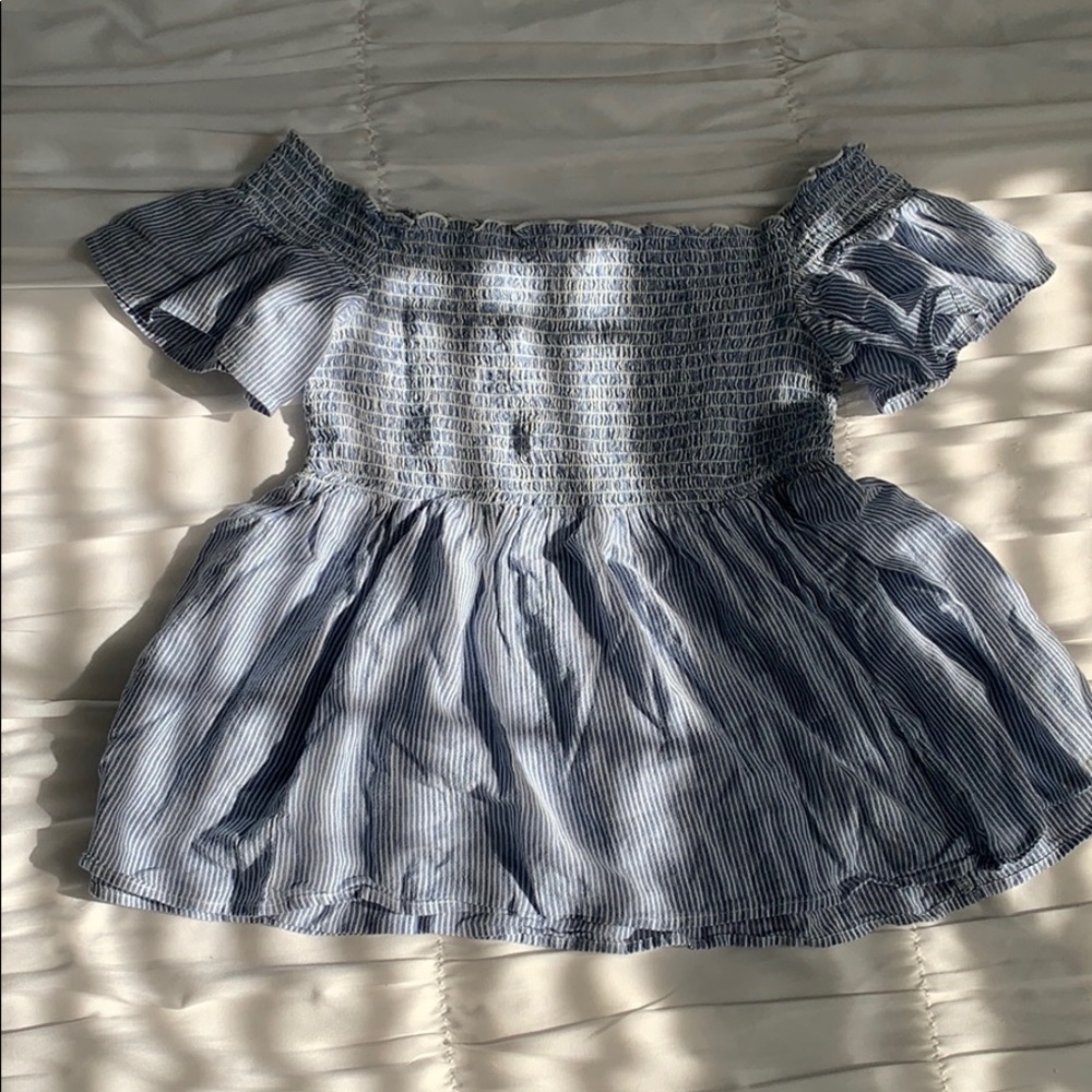 American Eagle Off-the-shoulder Peplum Elastic Top - Picture 2 of 6